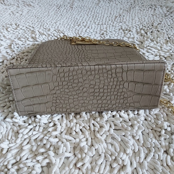 Asos snake print purse with gold chain strap - Picture 6 of 7